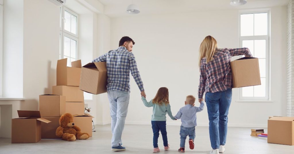 Ways Self-Storage Can Be Beneficial During A Move